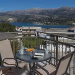 Fanis Elegant Great View شقة *