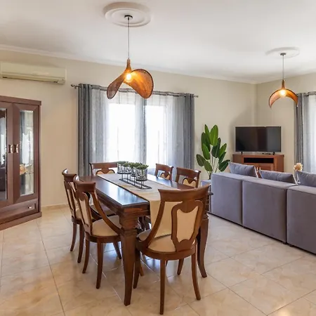 Fanis Elegant Great View Appartamento *